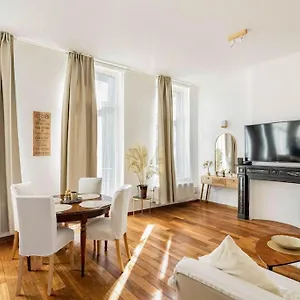  Apartment Bel Proche De Gare Du Midi, A Cote Du Centre Belgium